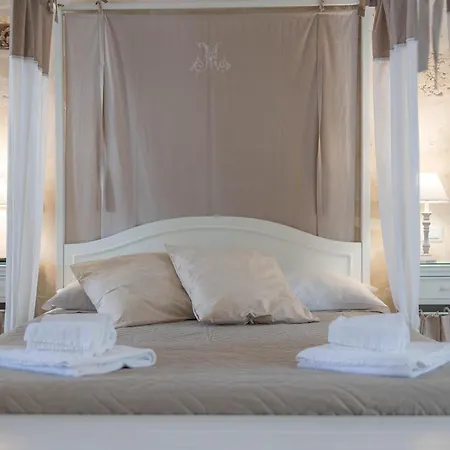 Sassi,piazza Vittorio Veneto Elegante Loft 5* * Matera