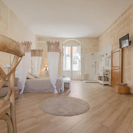 Sassi,piazza Vittorio Veneto Elegante Loft 5* * マテーラ